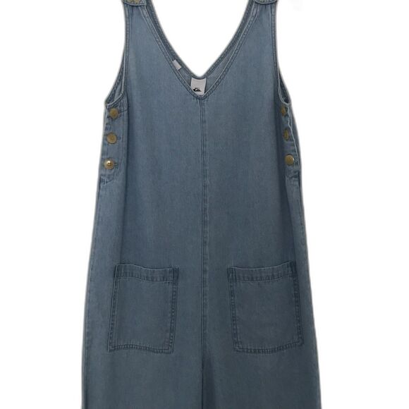 Quiksilver Chambray Blue Denim Sleeveless Relaxed Casual V Neck Jumpsuit M - Picture 3 of 5